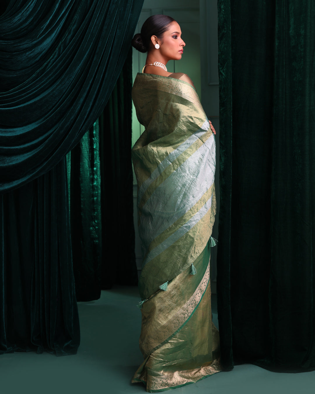EMERALD GRACE (BANARASI ART SILK SAREE)