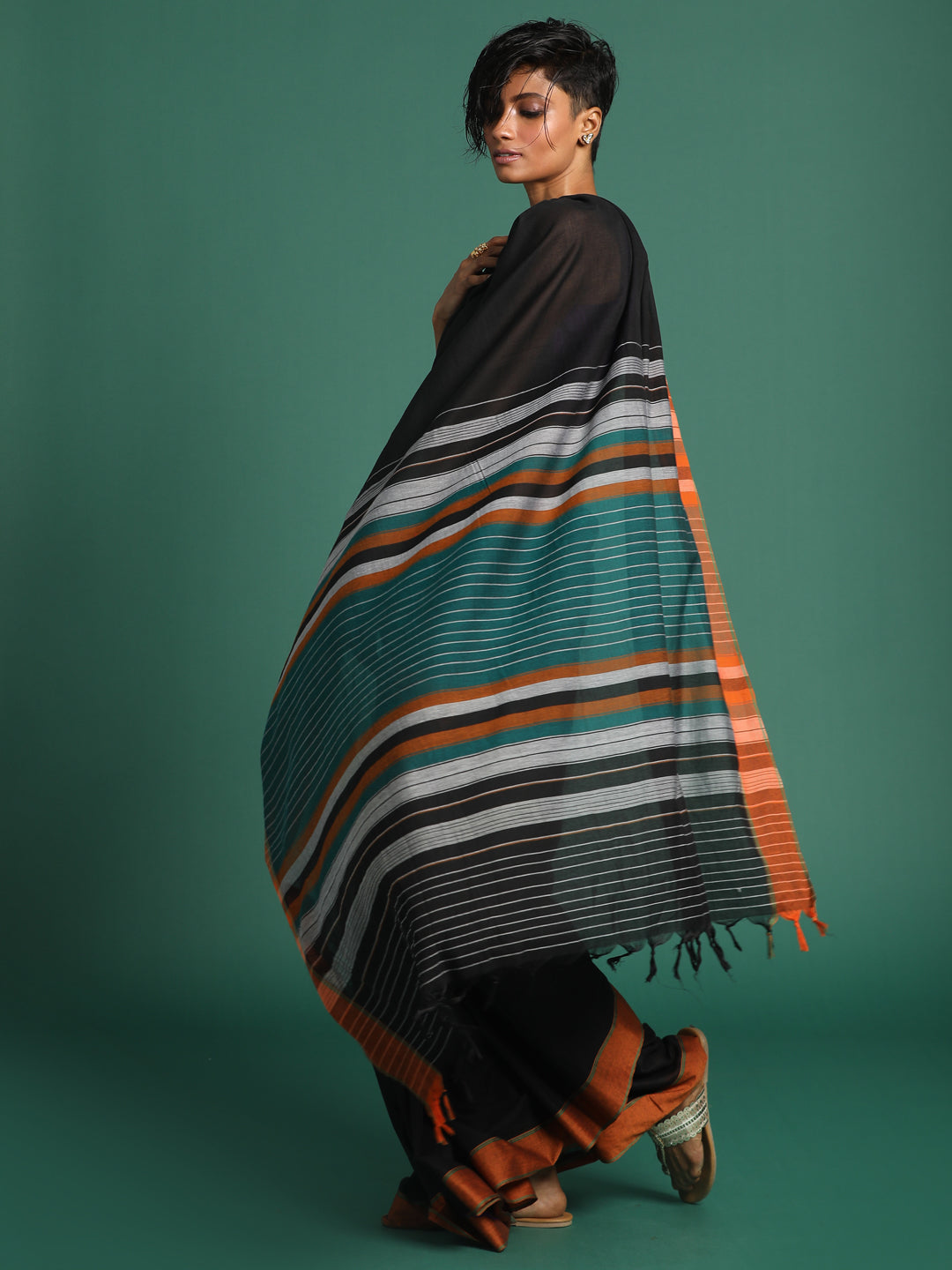 Indethnic Black Solid Saree - View 3