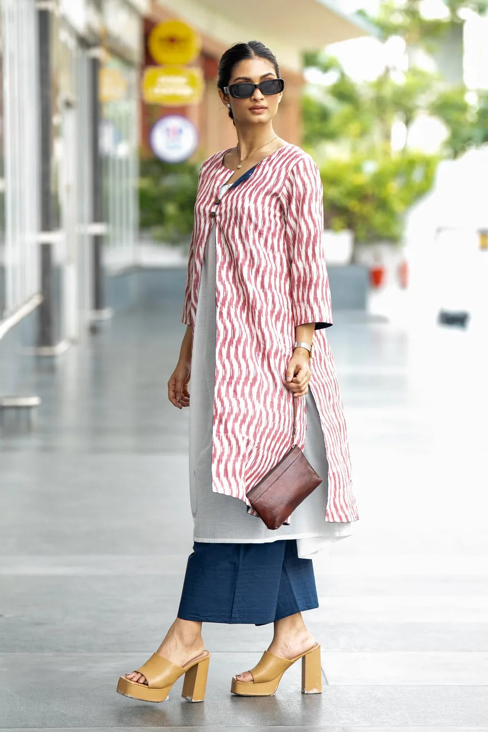 Indigo Vine — Reversible Bagru Floral & Red Ikkat Long Cotton Shrug