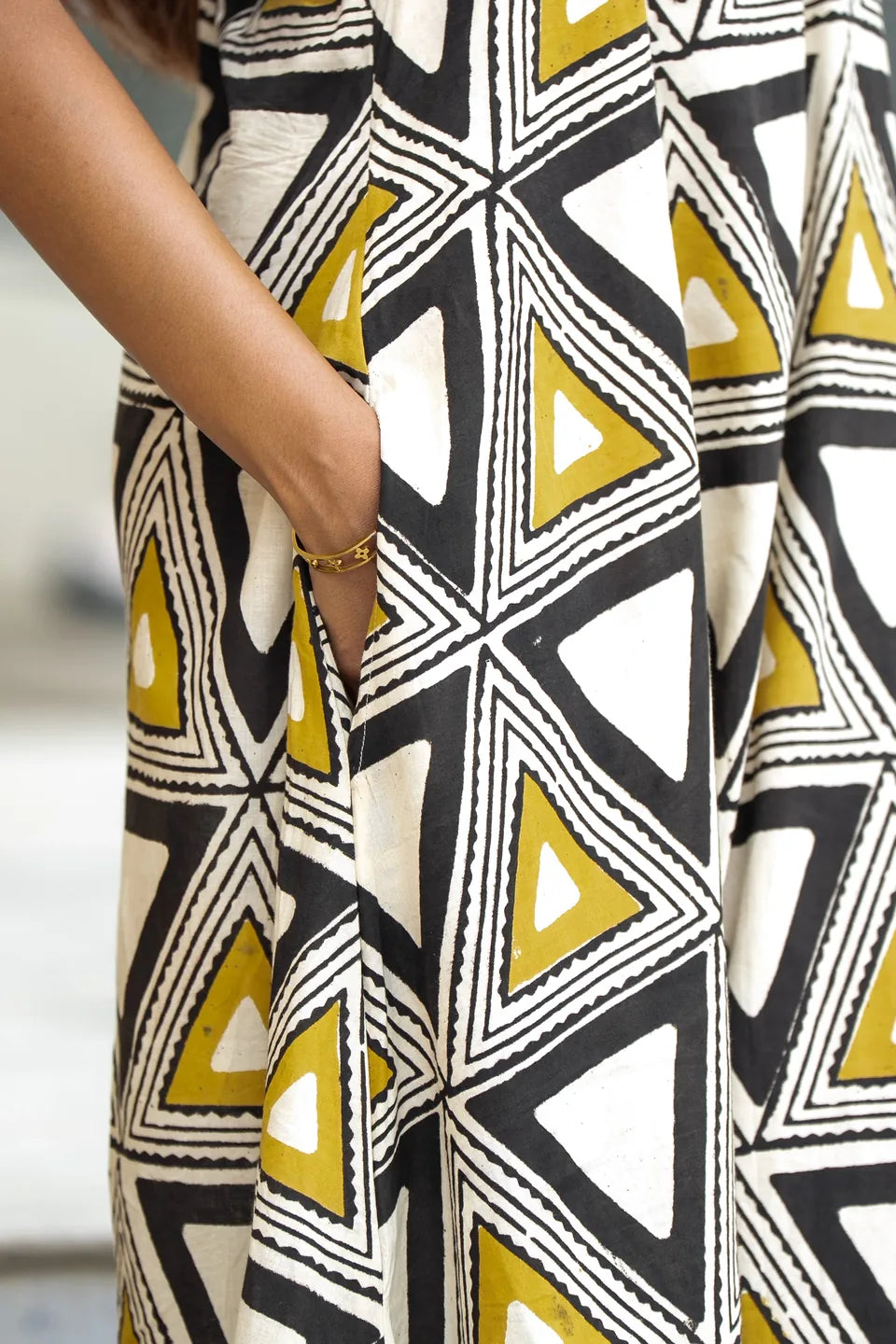 Mosaic Noir — Geometric Print Sleeveless Cotton Maxi Dress