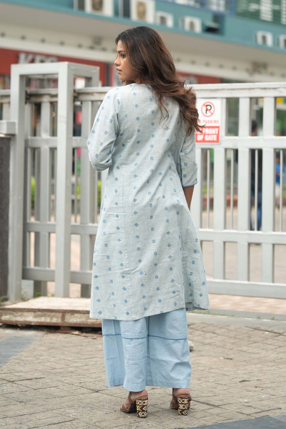 Mist Buti — Handloom Cotton Buti Coord Set