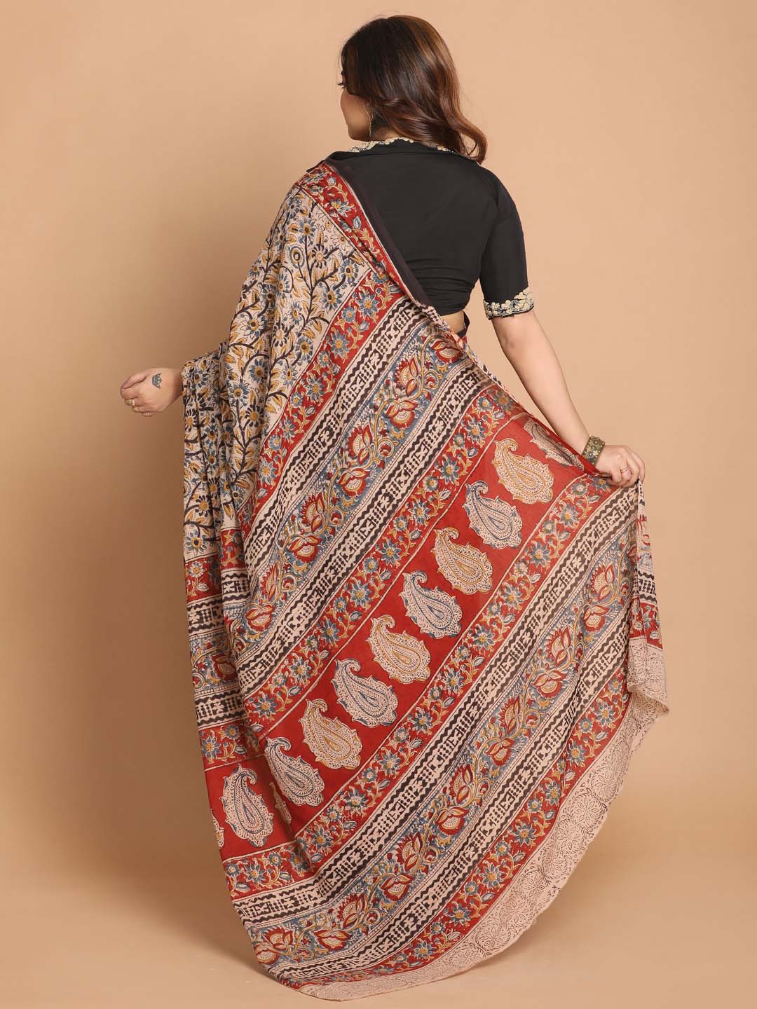 Indethnic Kalamkari Handblock Mulmul Cotton Saree - View 3