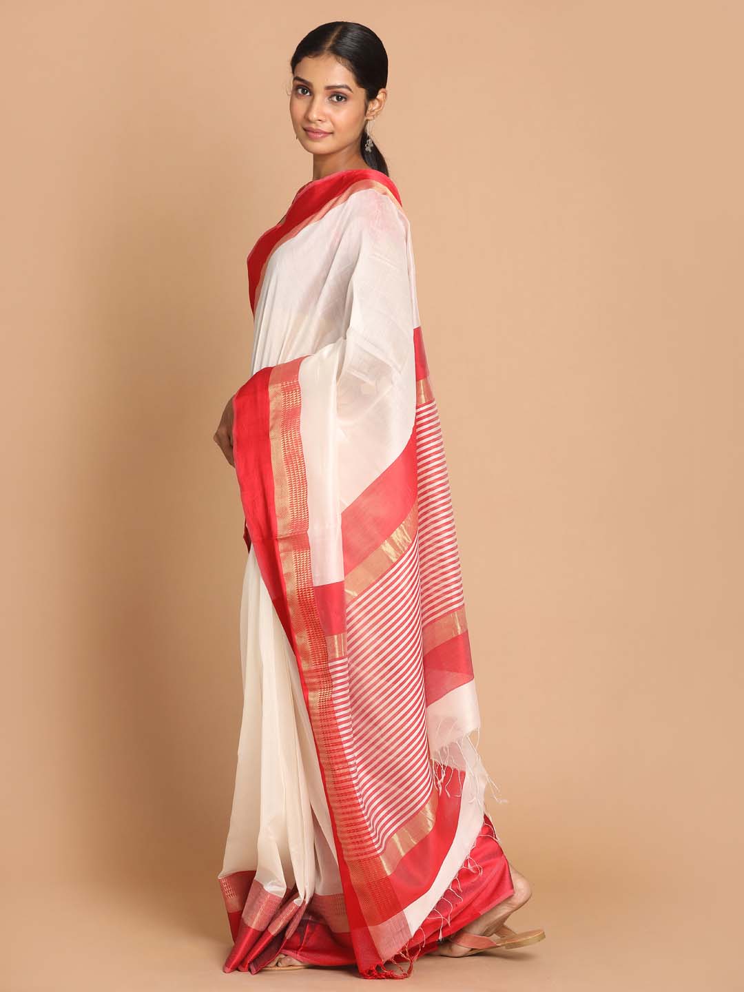 Indethnic Maheshwari Handloom Silk Cotton Saree - View 2