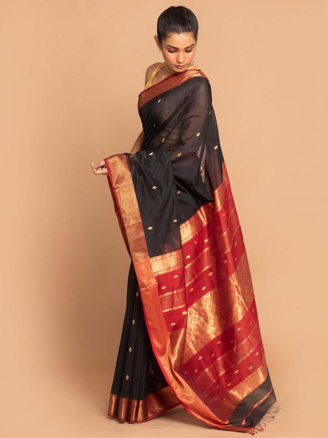 Indethnic Maheshwari Handloom Silk Cotton Saree - View 1