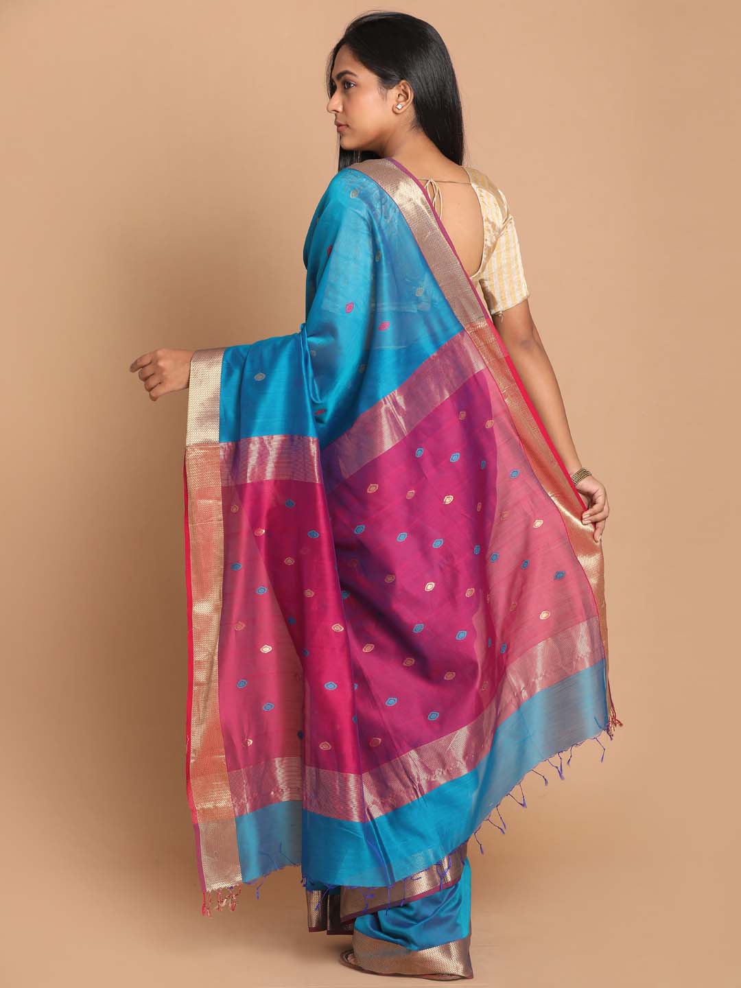 Indethnic Maheshwari Handloom Silk Cotton Saree - View 3