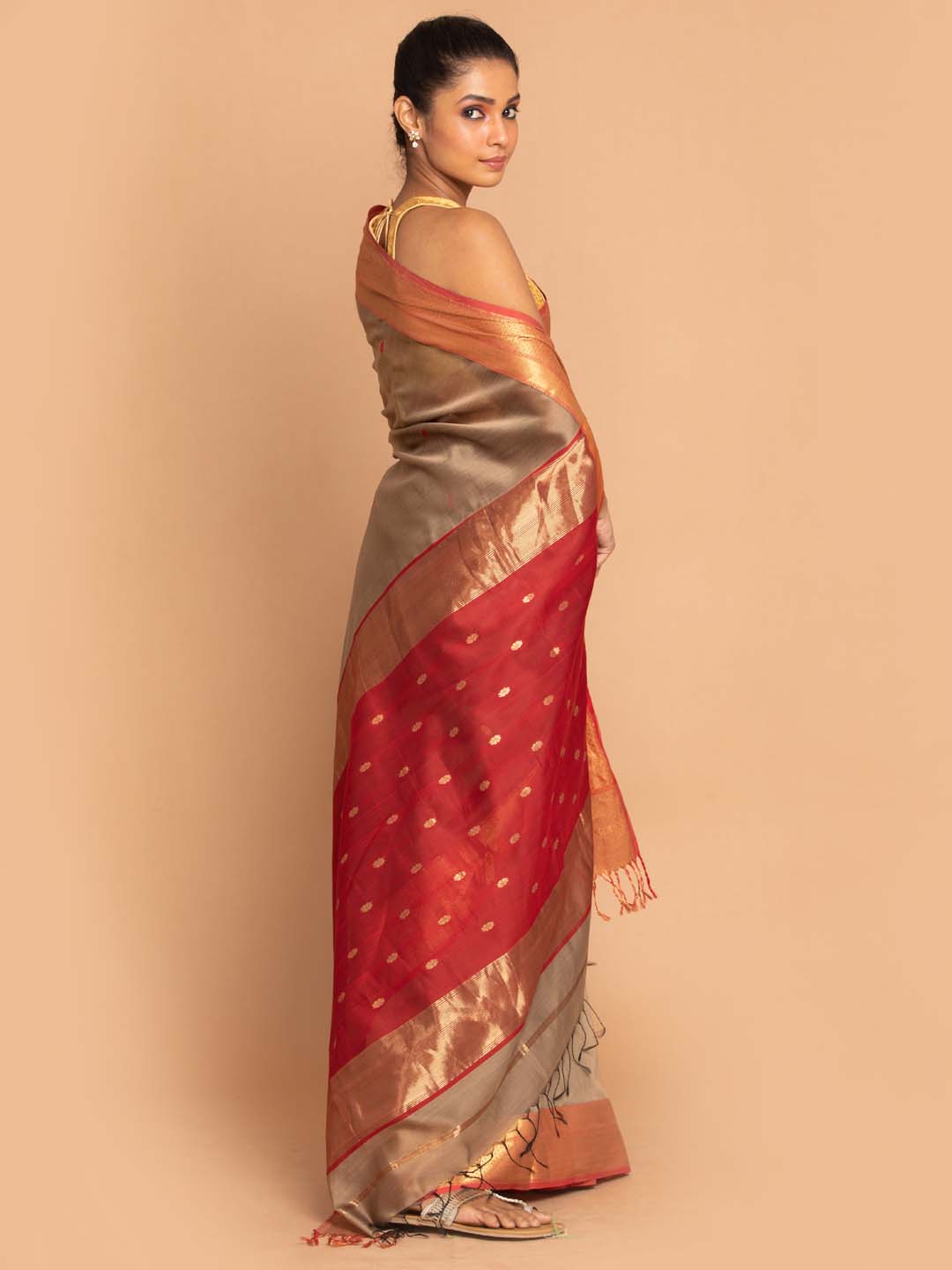 Indethnic Maheshwari Handloom Silk Cotton Saree - View 3