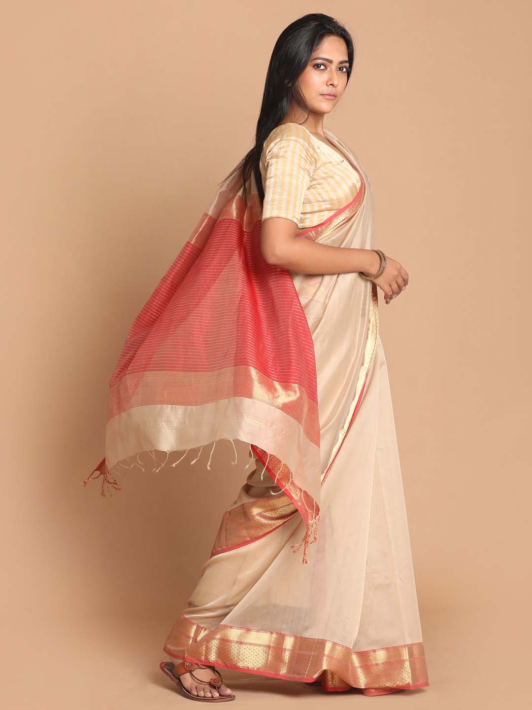 Indethnic Maheshwari Handloom Silk Cotton Saree - View 2