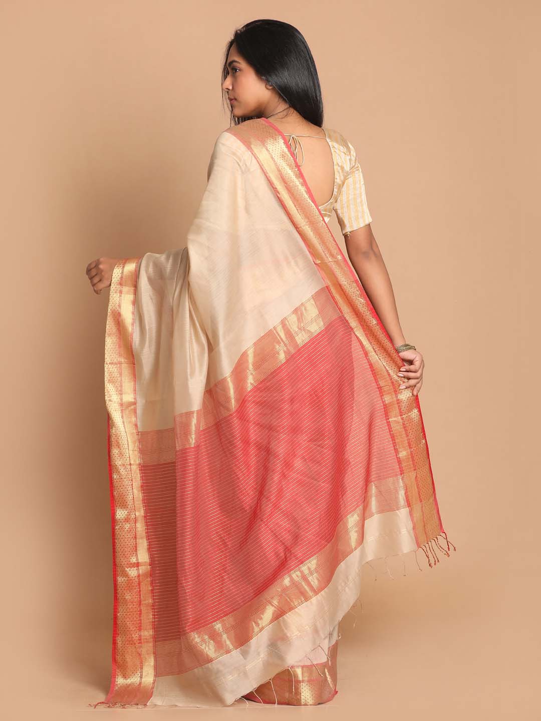 Indethnic Maheshwari Handloom Silk Cotton Saree - View 3