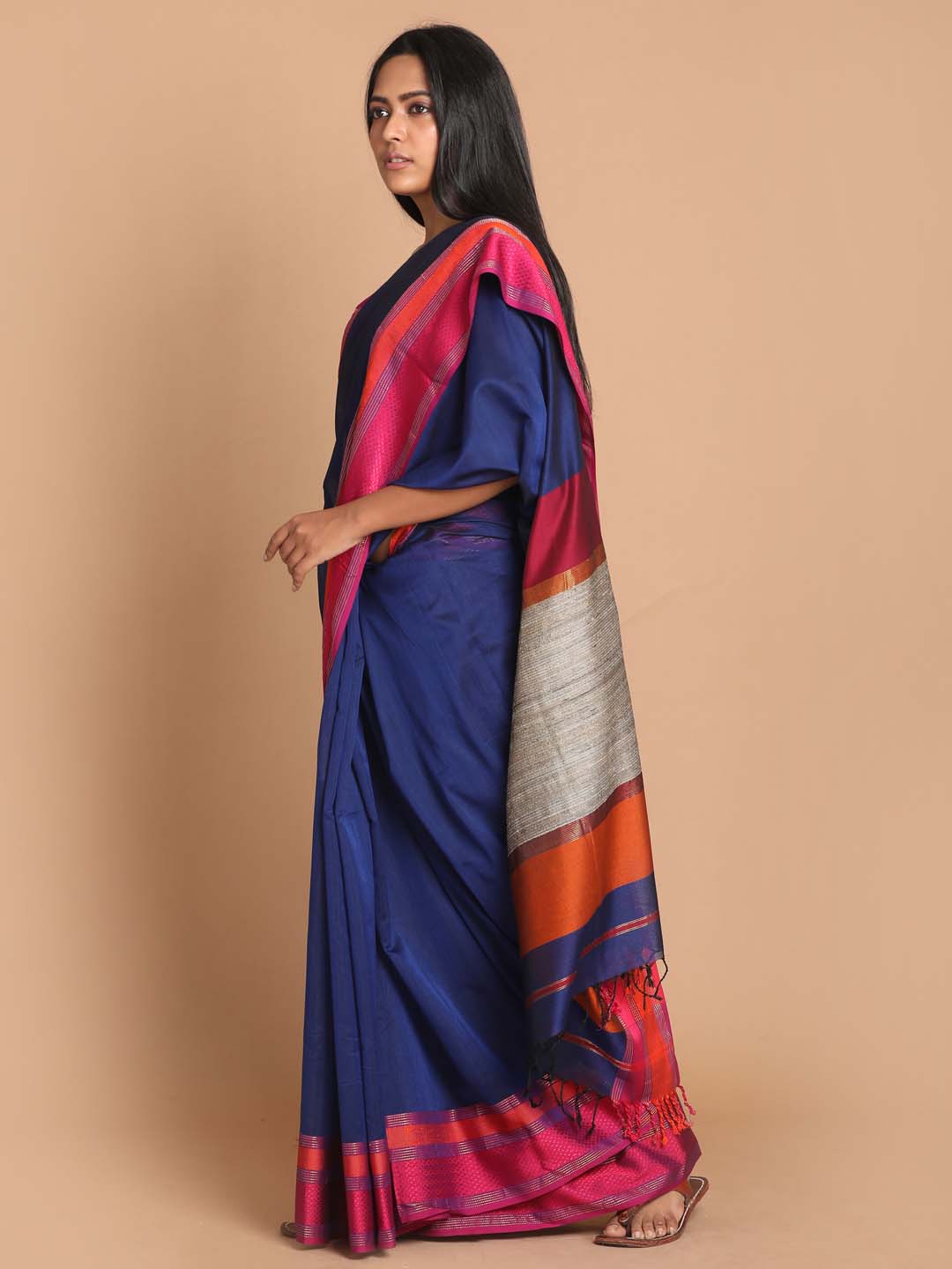 Indethnic Maheshwari Handloom Silk Cotton Saree - View 2