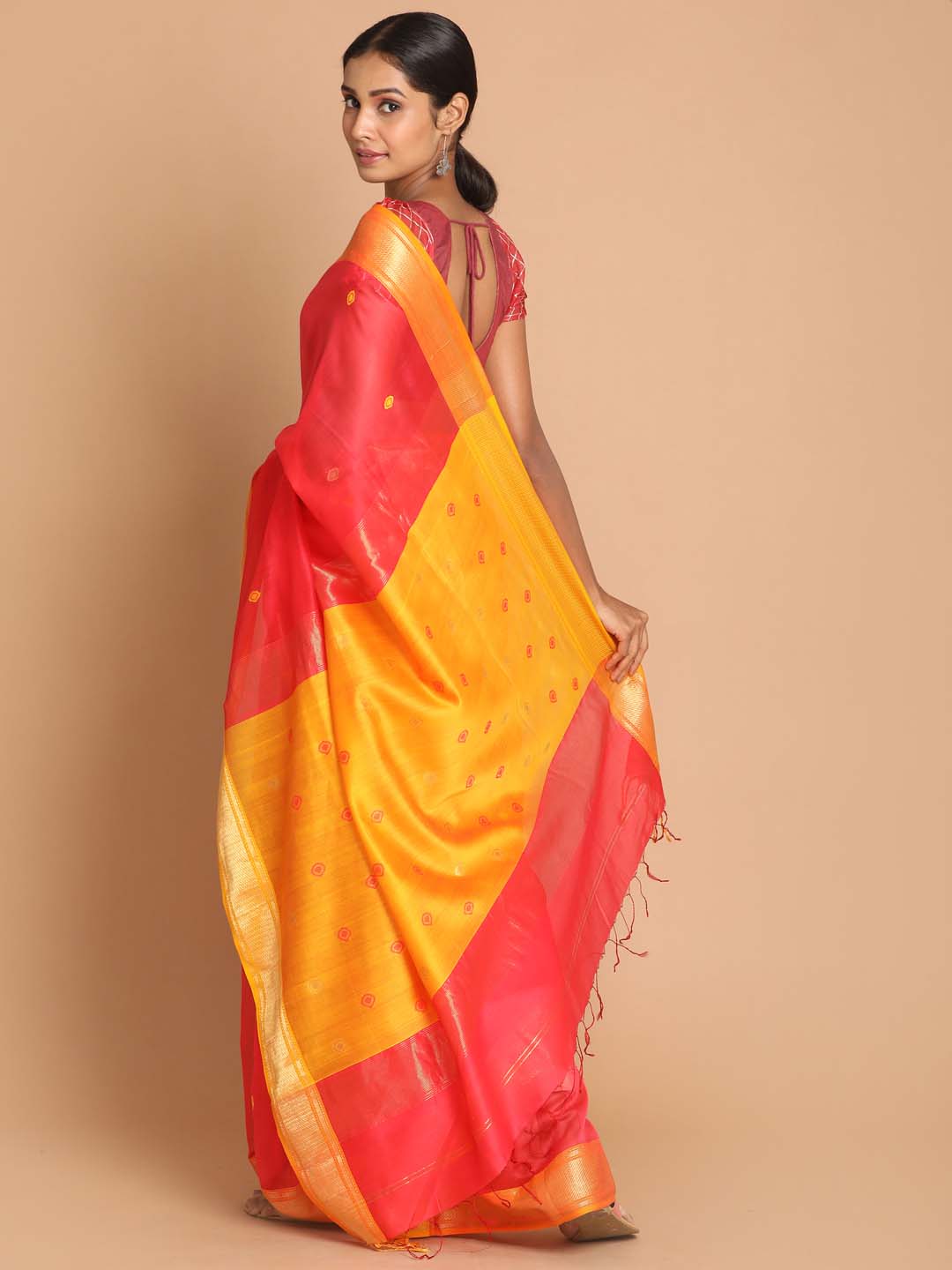 Indethnic Maheshwari Handloom Silk Cotton Saree - View 3