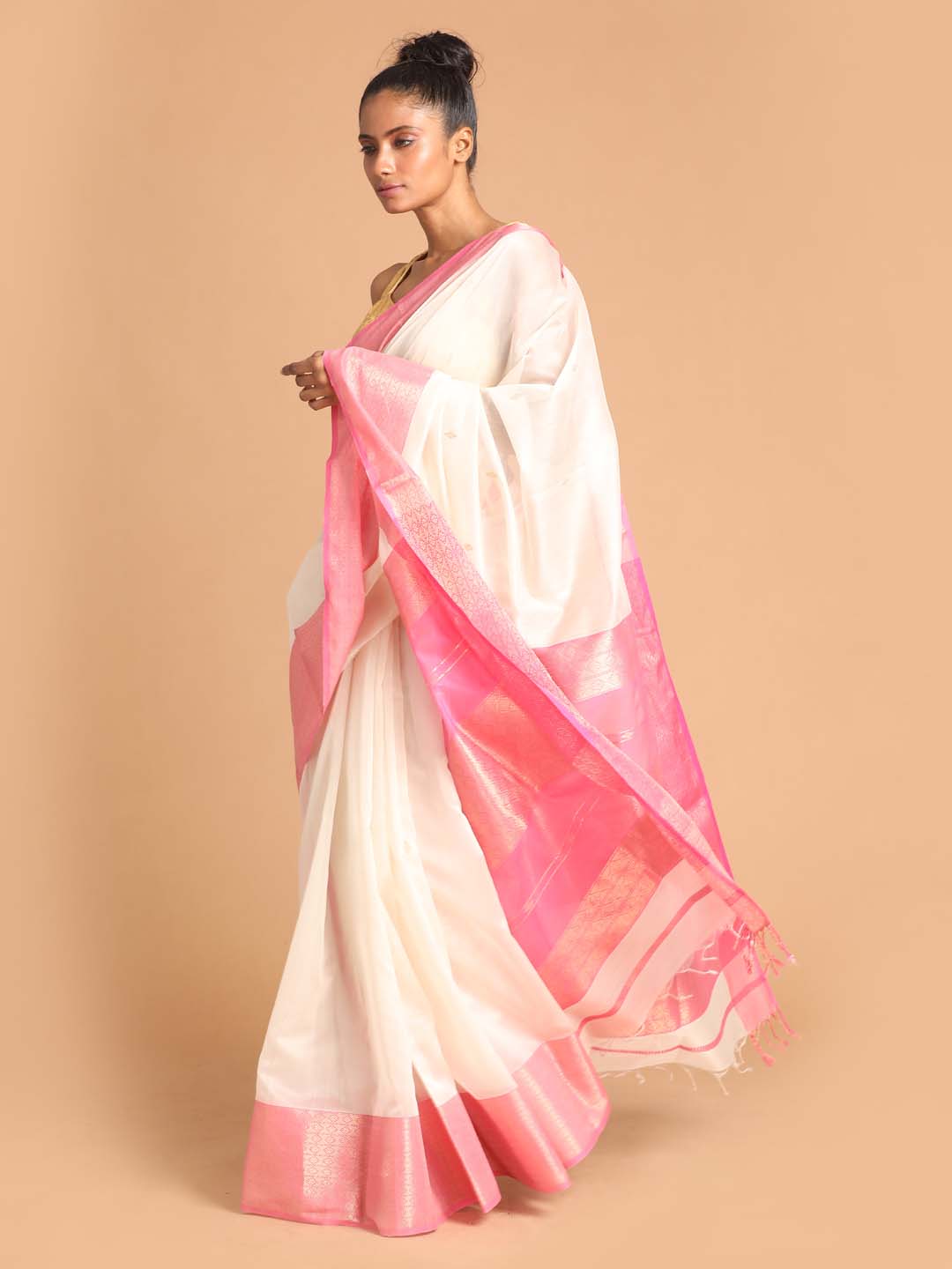 Indethnic Maheshwari Handloom Silk Cotton Saree - View 2