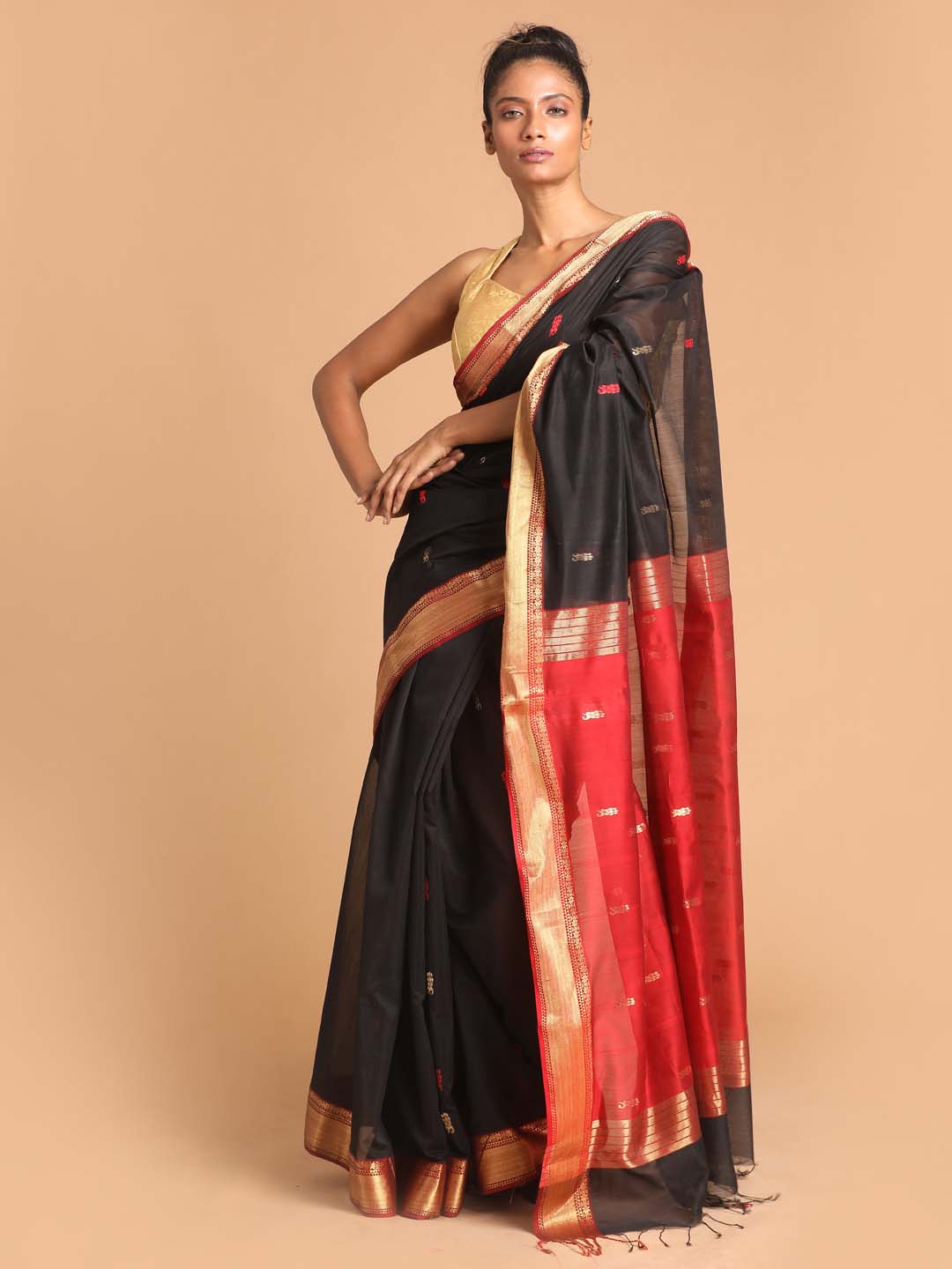 Indethnic Maheshwari Handloom Silk Cotton Saree - View 1