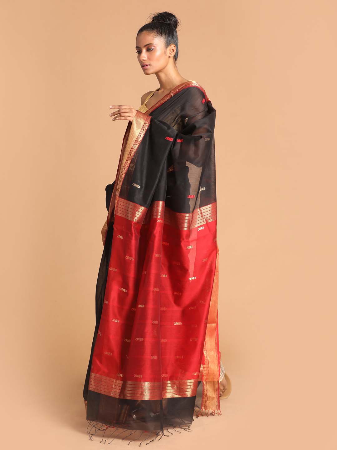 Indethnic Maheshwari Handloom Silk Cotton Saree - View 2