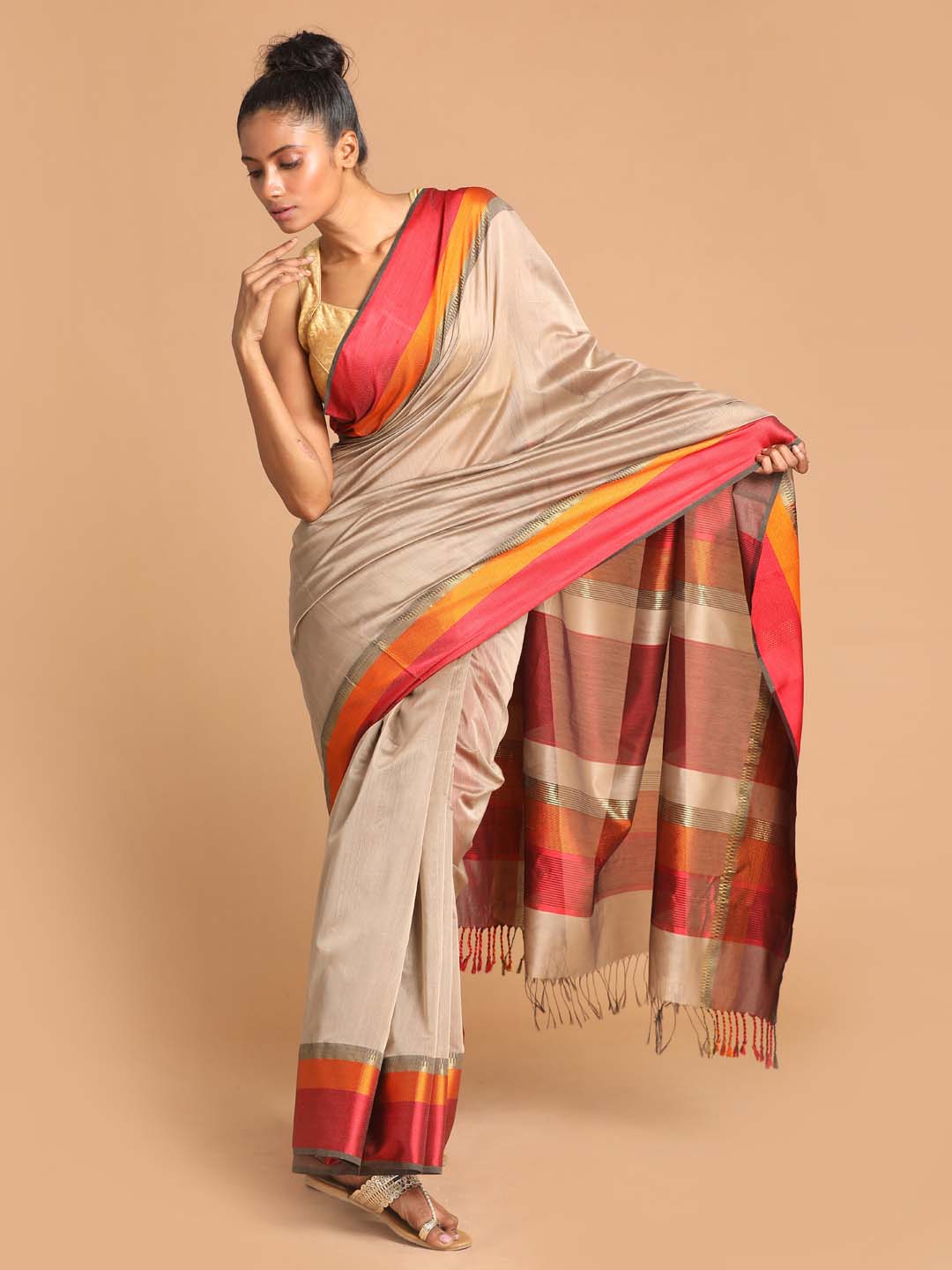 Indethnic Maheshwari Handloom Silk Cotton Saree - View 1