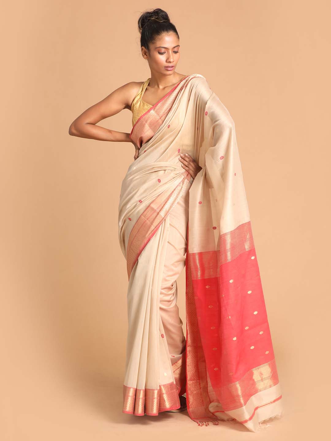 Indethnic Maheshwari Handloom Silk Cotton Saree - View 1