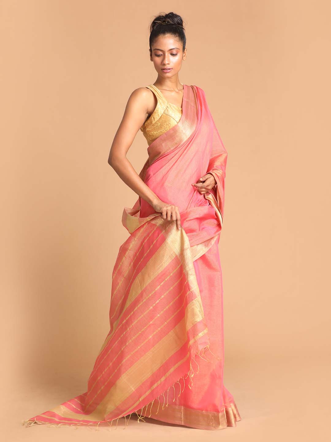 Indethnic Maheshwari Handloom Silk Cotton Saree - View 2