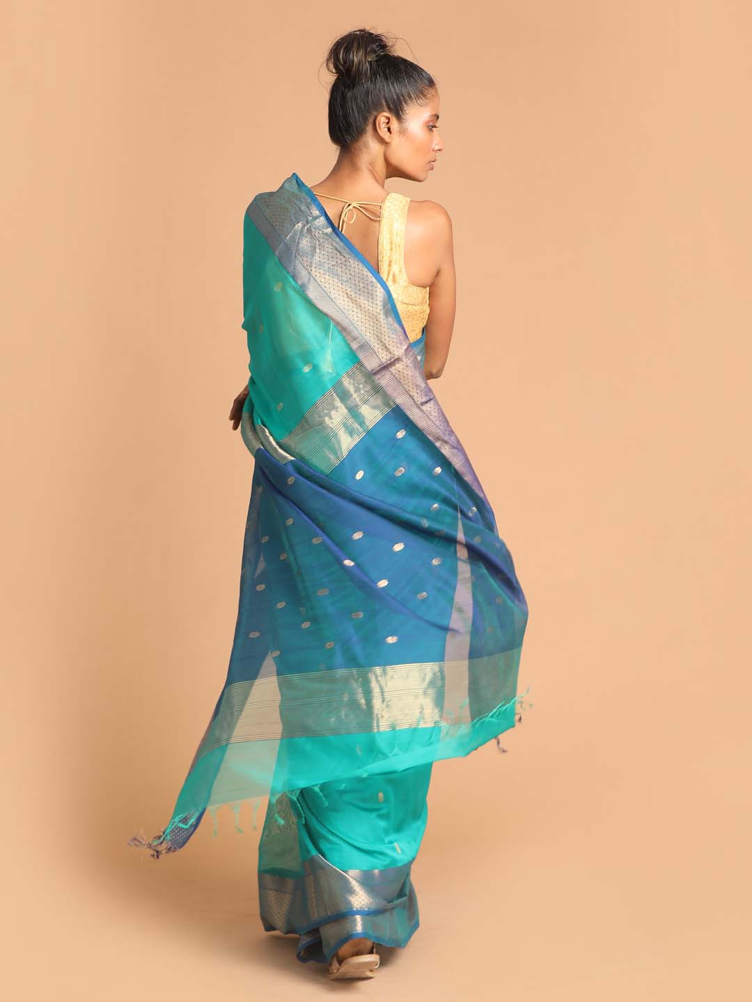 Indethnic Maheshwari Handloom Silk Cotton Saree - View 3