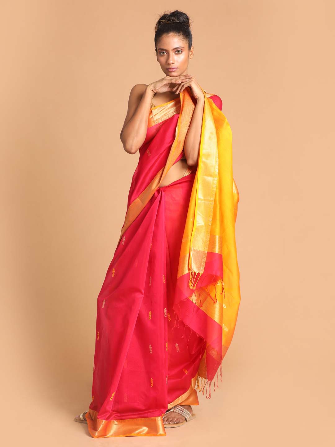 Indethnic Maheshwari Handloom Silk Cotton Saree - View 1