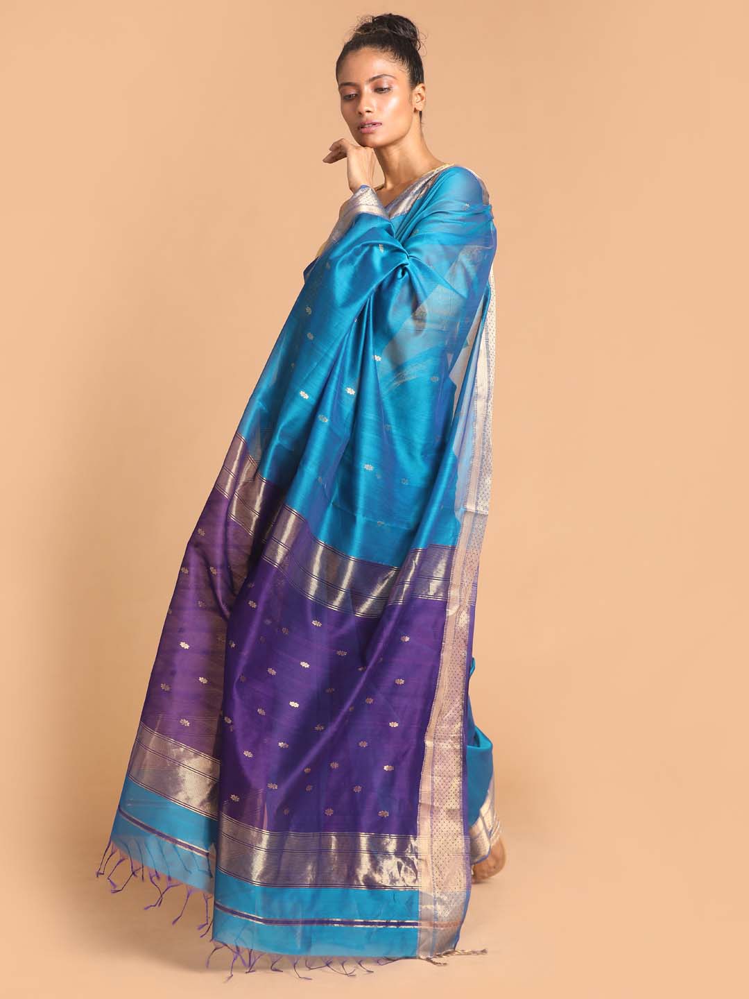 Indethnic Maheshwari Handloom Silk Cotton Saree - View 2