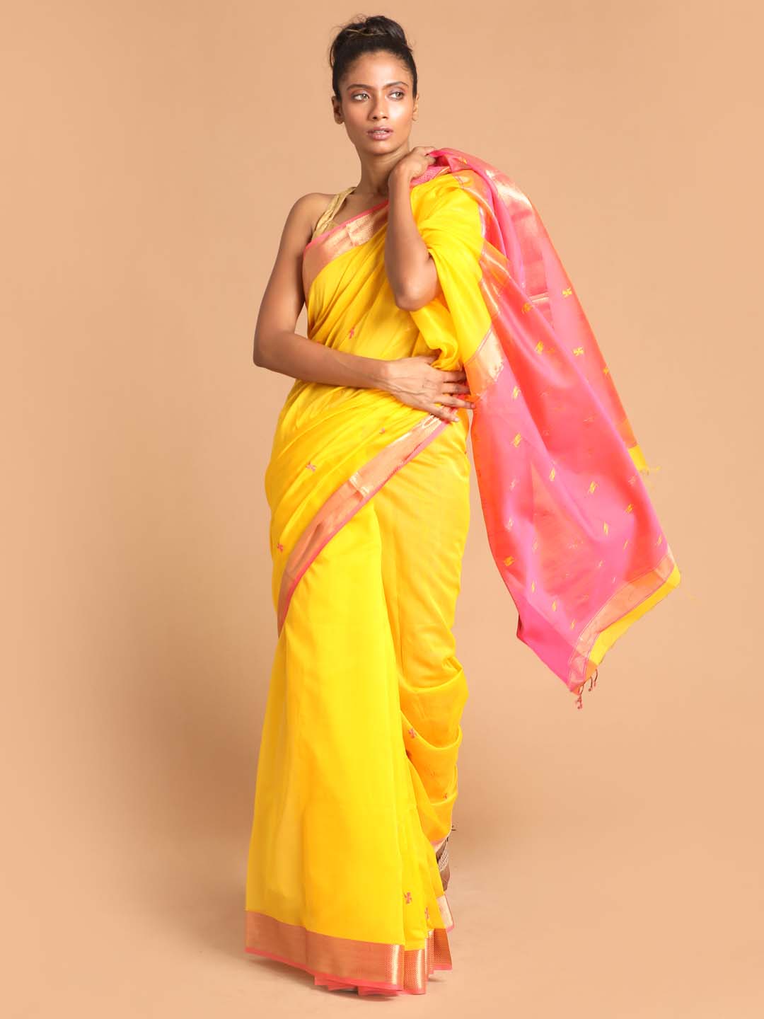 Indethnic Maheshwari Handloom Silk Cotton Saree - View 1