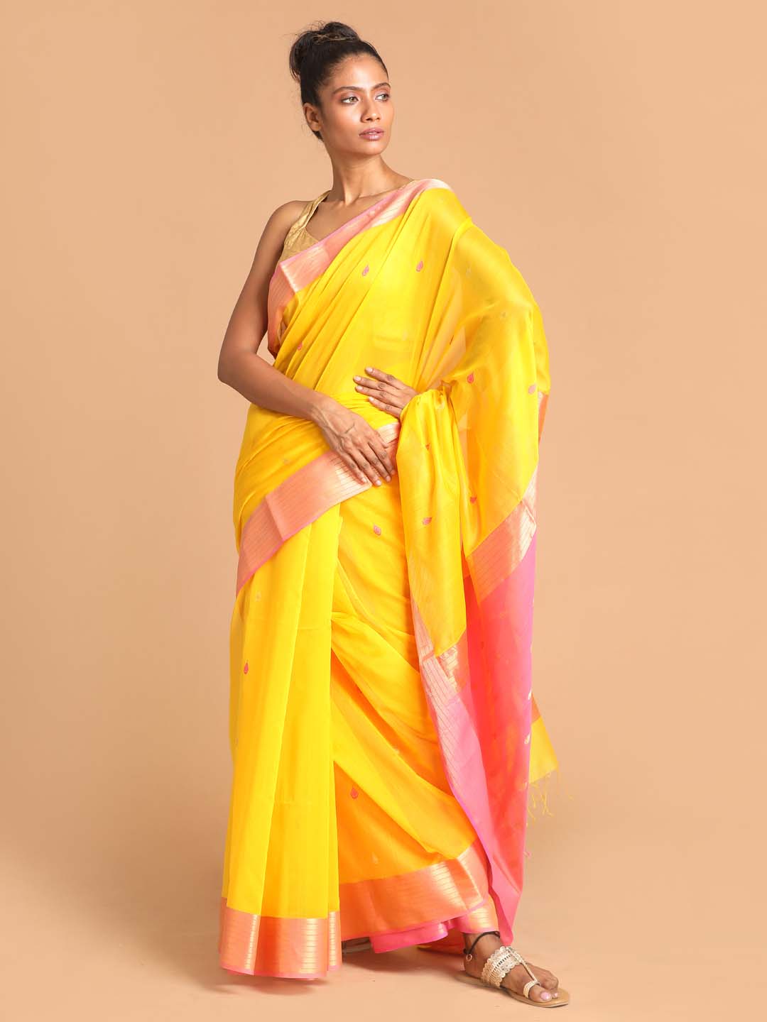 Indethnic Maheshwari Handloom Silk Cotton Saree - View 1