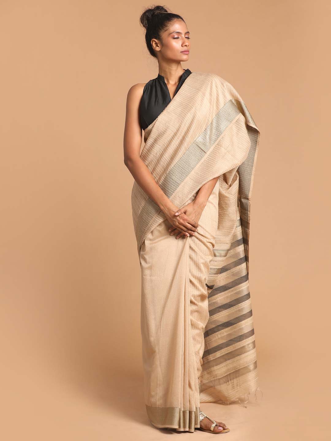 Indethnic Maheshwari Handloom Silk Cotton Saree - View 1