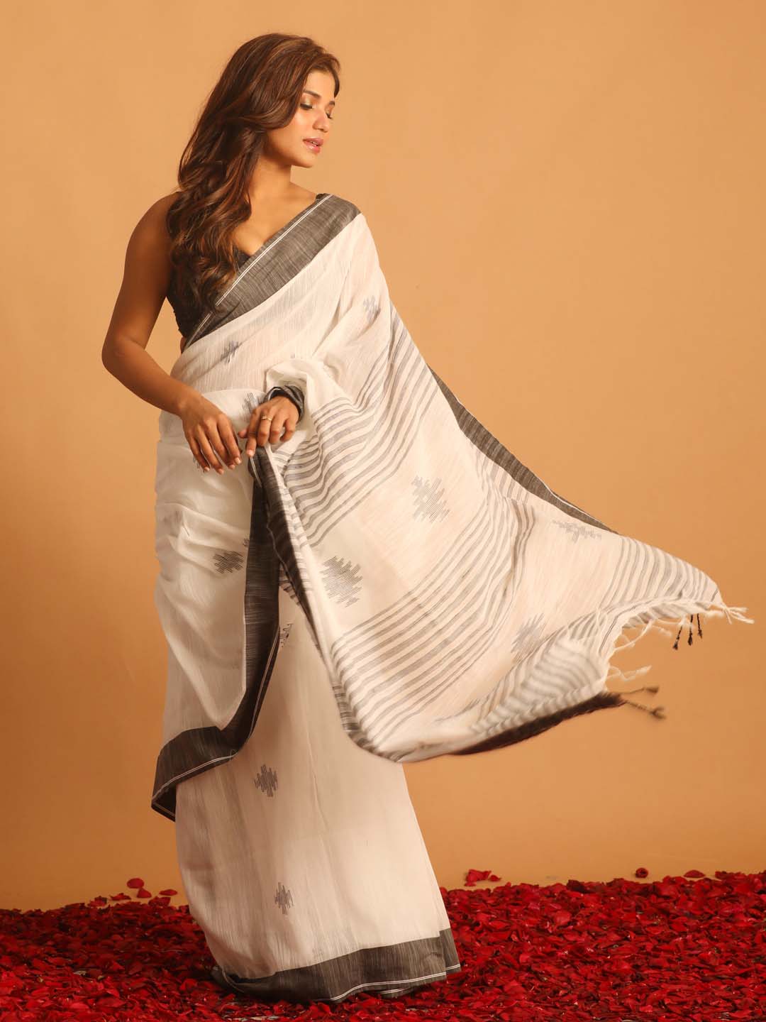 Indethnic White Pure Cotton Woven Design Design Sarees - View 2