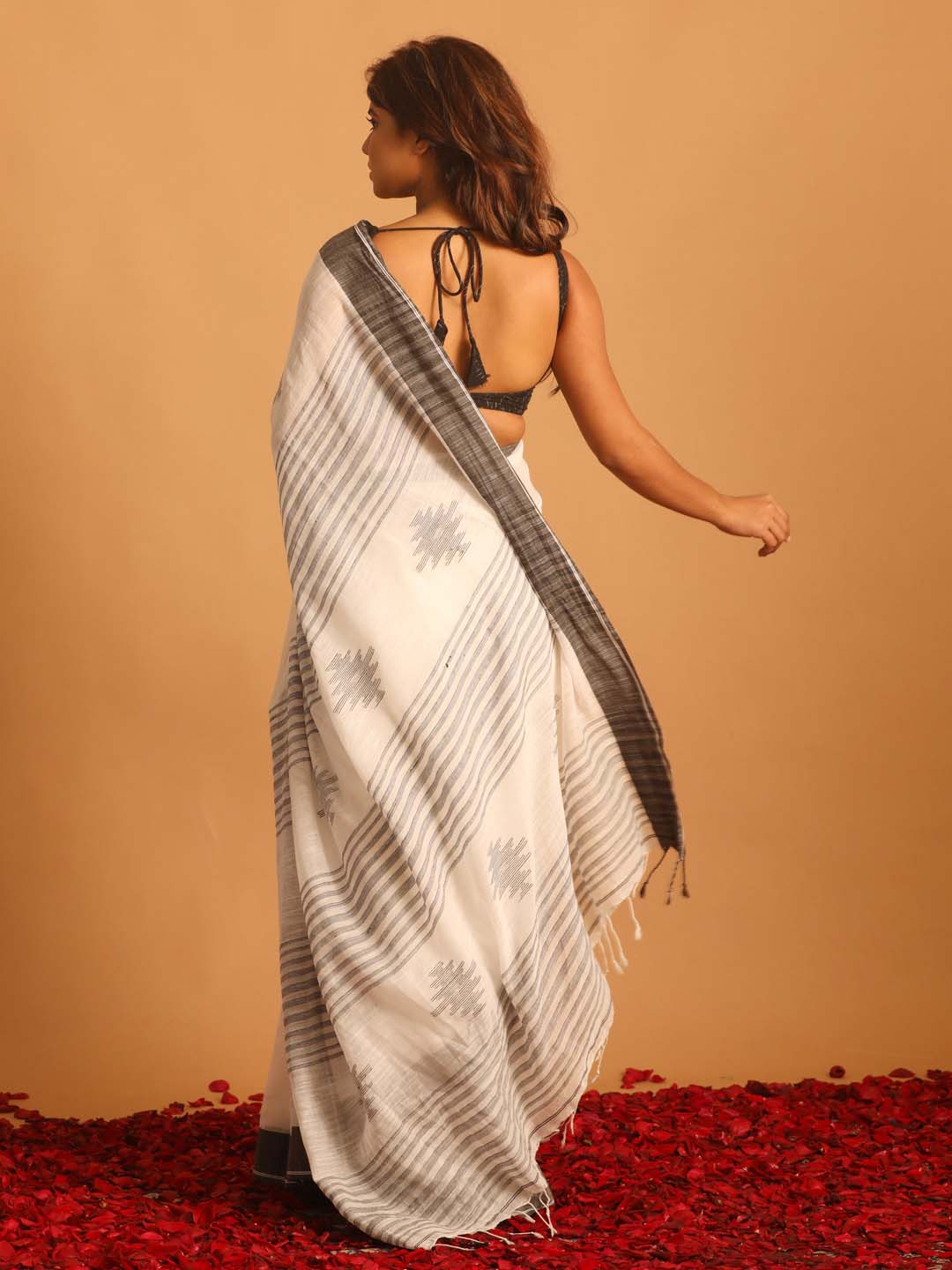 Indethnic White Pure Cotton Woven Design Design Sarees - View 3