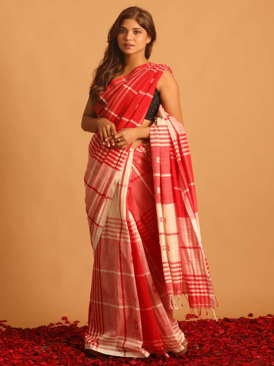 Indethnic White Pure Cotton Woven Design Design Sarees - View 2