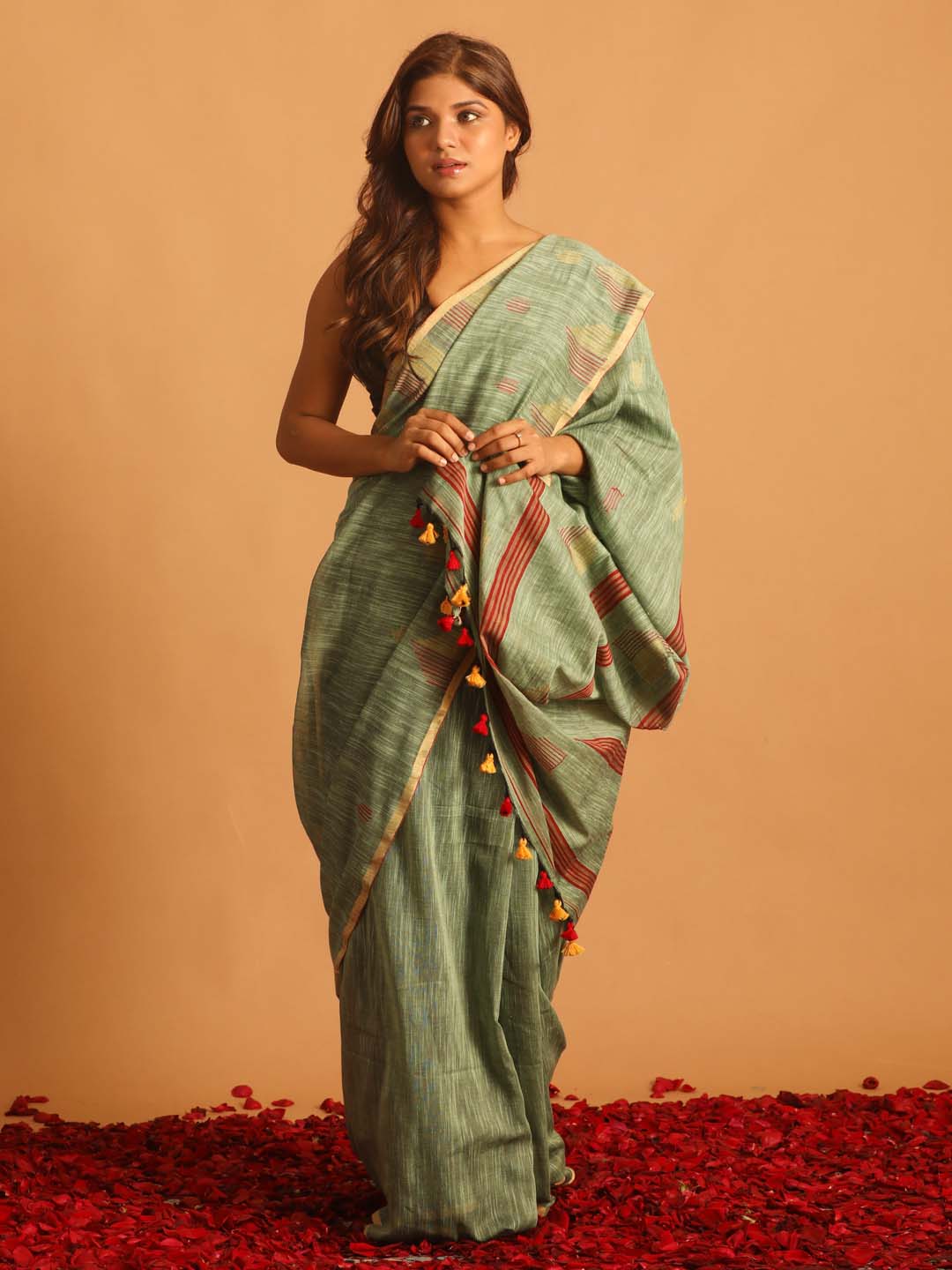 Indethnic Green Pure Cotton Woven Design Design Sarees - View 1