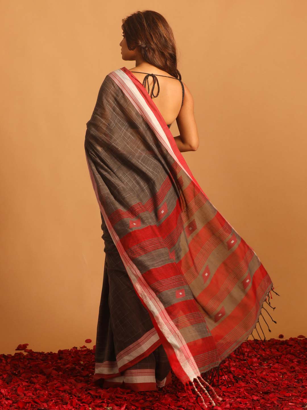 Indethnic Grey Pure Cotton Woven Design Design Sarees - View 3