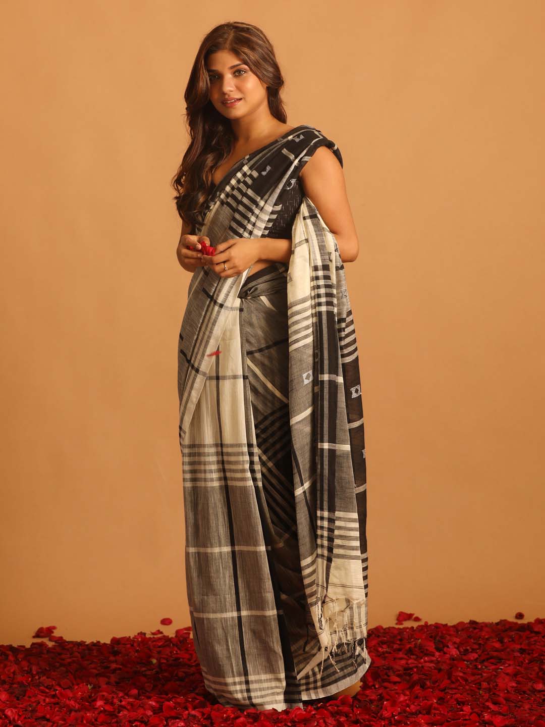 Indethnic Grey Pure Cotton Woven Design Design Sarees - View 1