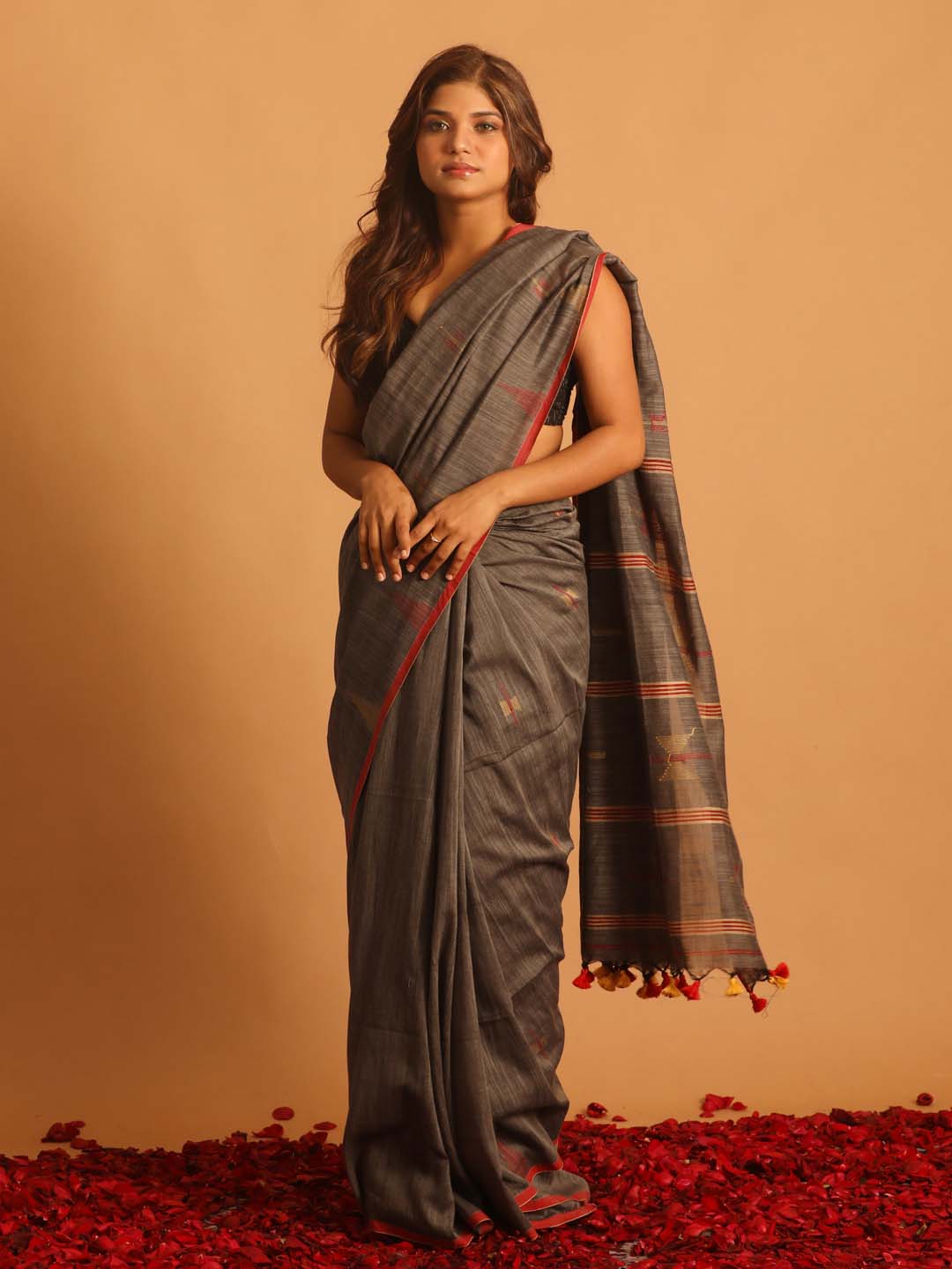 Indethnic Grey Pure Cotton Woven Design Design Sarees - View 2