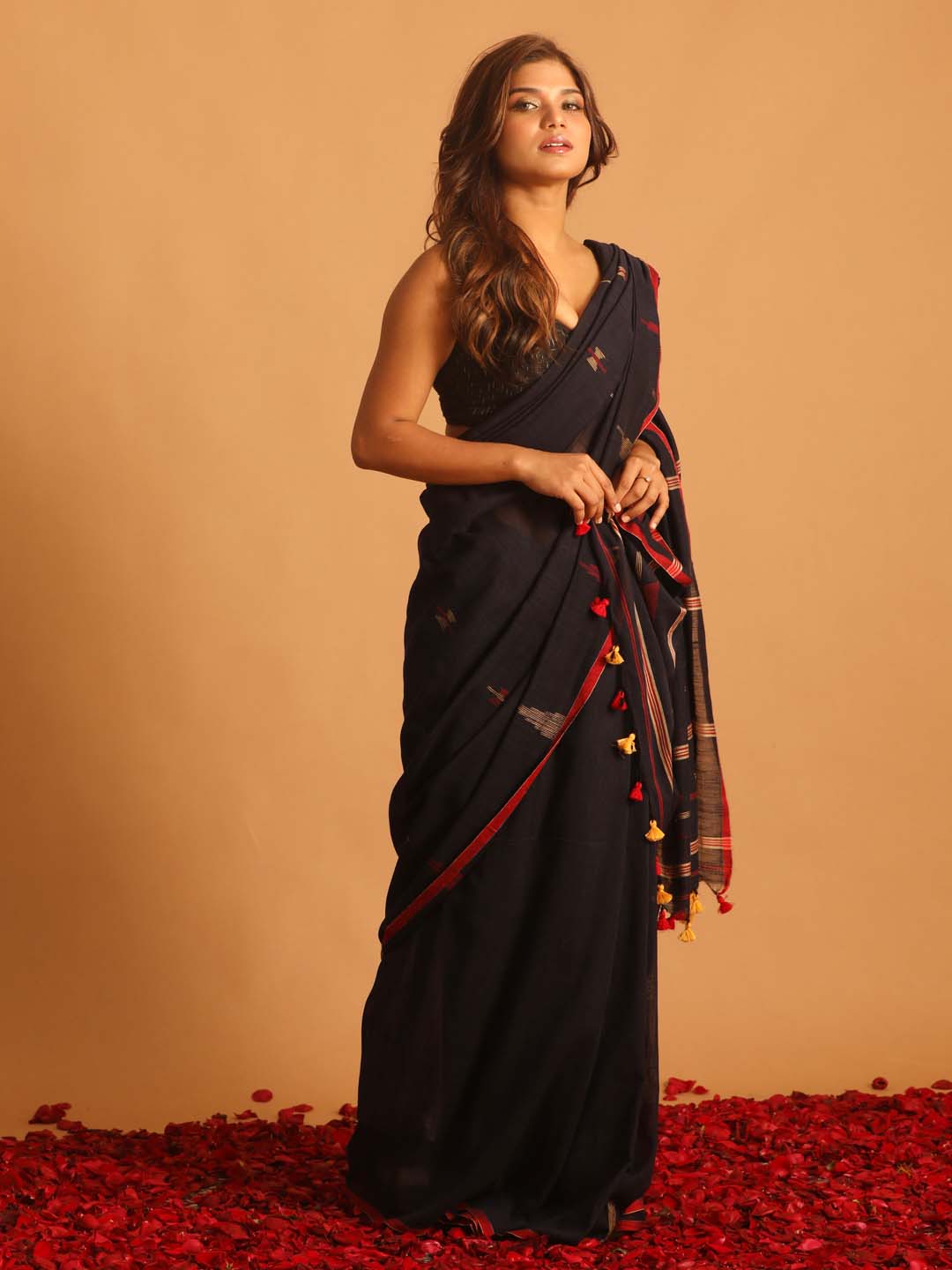 Indethnic Navy Blue Pure Cotton Woven Design Design Sarees - View 2