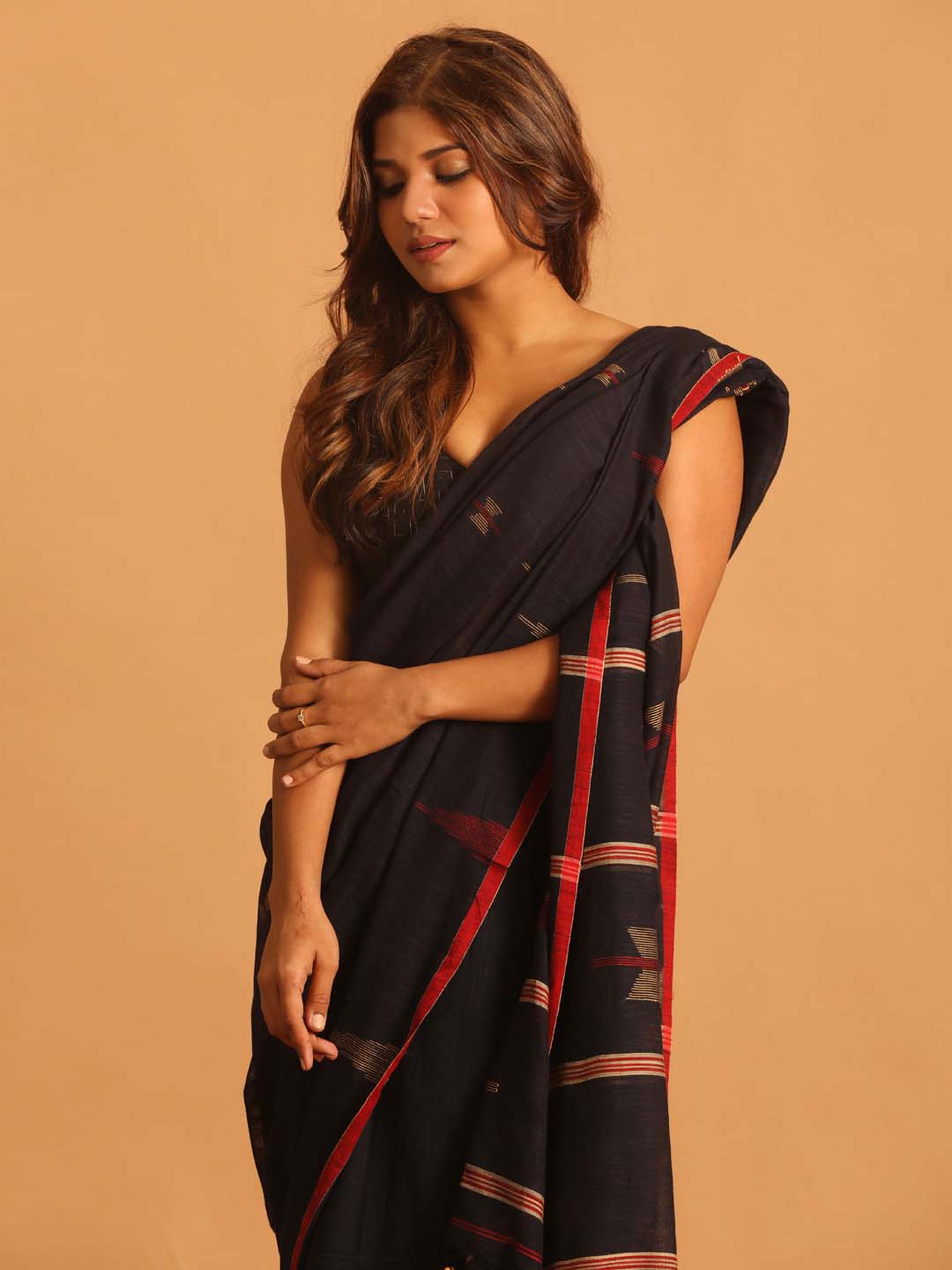 Indethnic Navy Blue Pure Cotton Woven Design Design Sarees - View 3