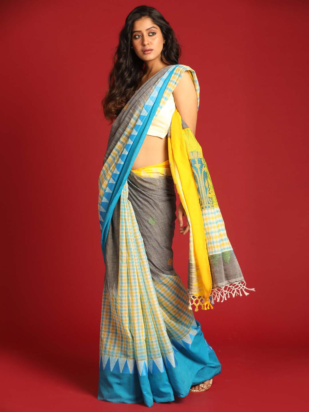 Indethnic Yellow and Grey Solid Colour Blocked Saree - View 2