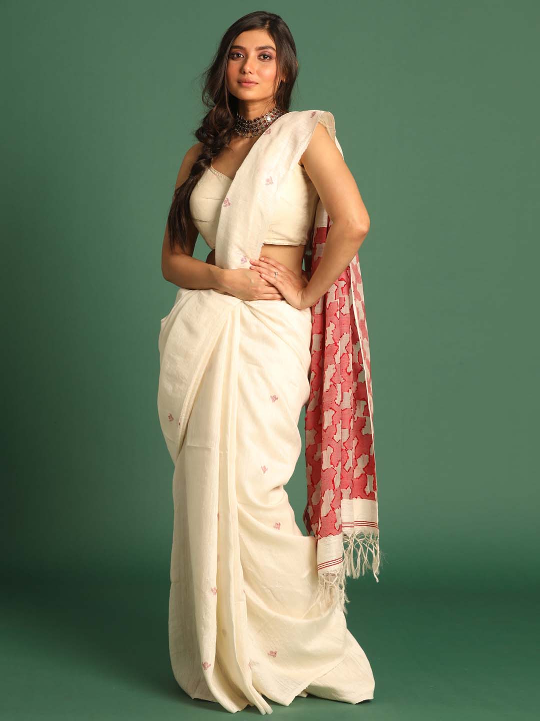 Indethnic White Pure Silk Ethnic Motifs Design Jamdani - View 1