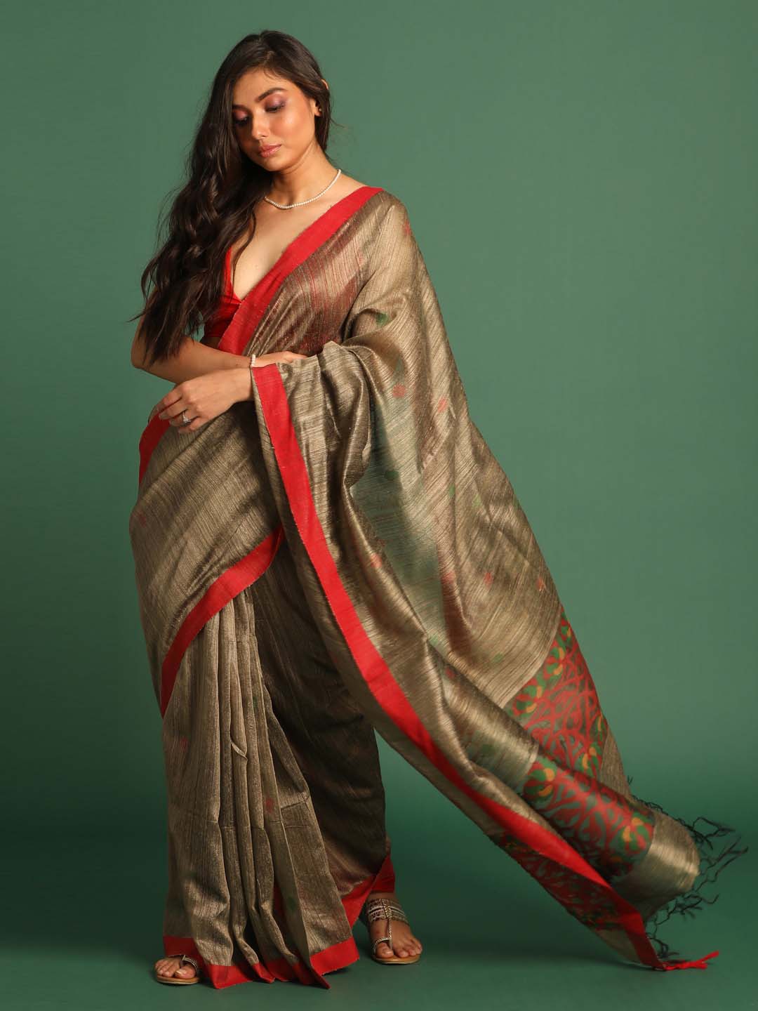 Indethnic Grey Pure Silk Ethnic Motifs Design Jamdani - View 1