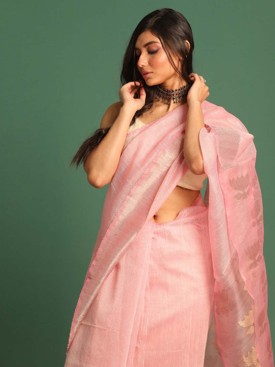 Indethnic Pink Pure Silk Floral Design Jamdani - View 2