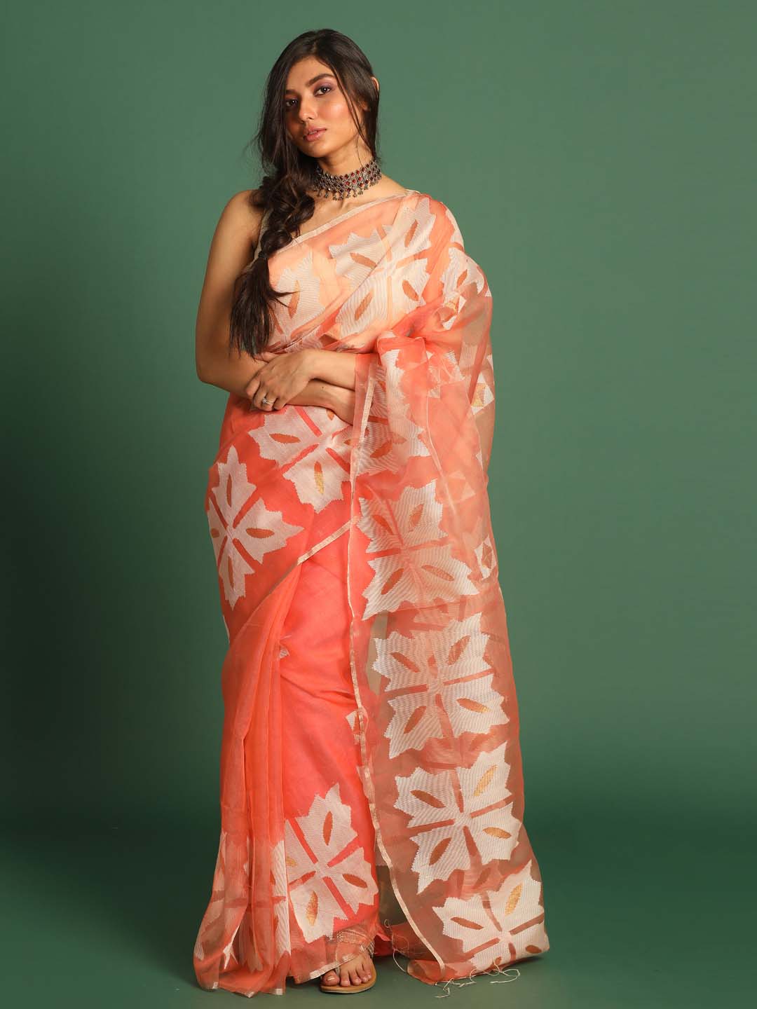 Indethnic Pink Pure Silk Floral Design Jamdani - View 3