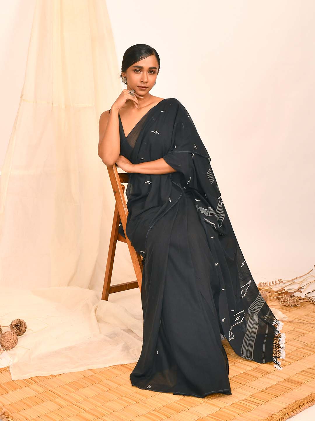 CLASSIC ESSENCE (SAREE)