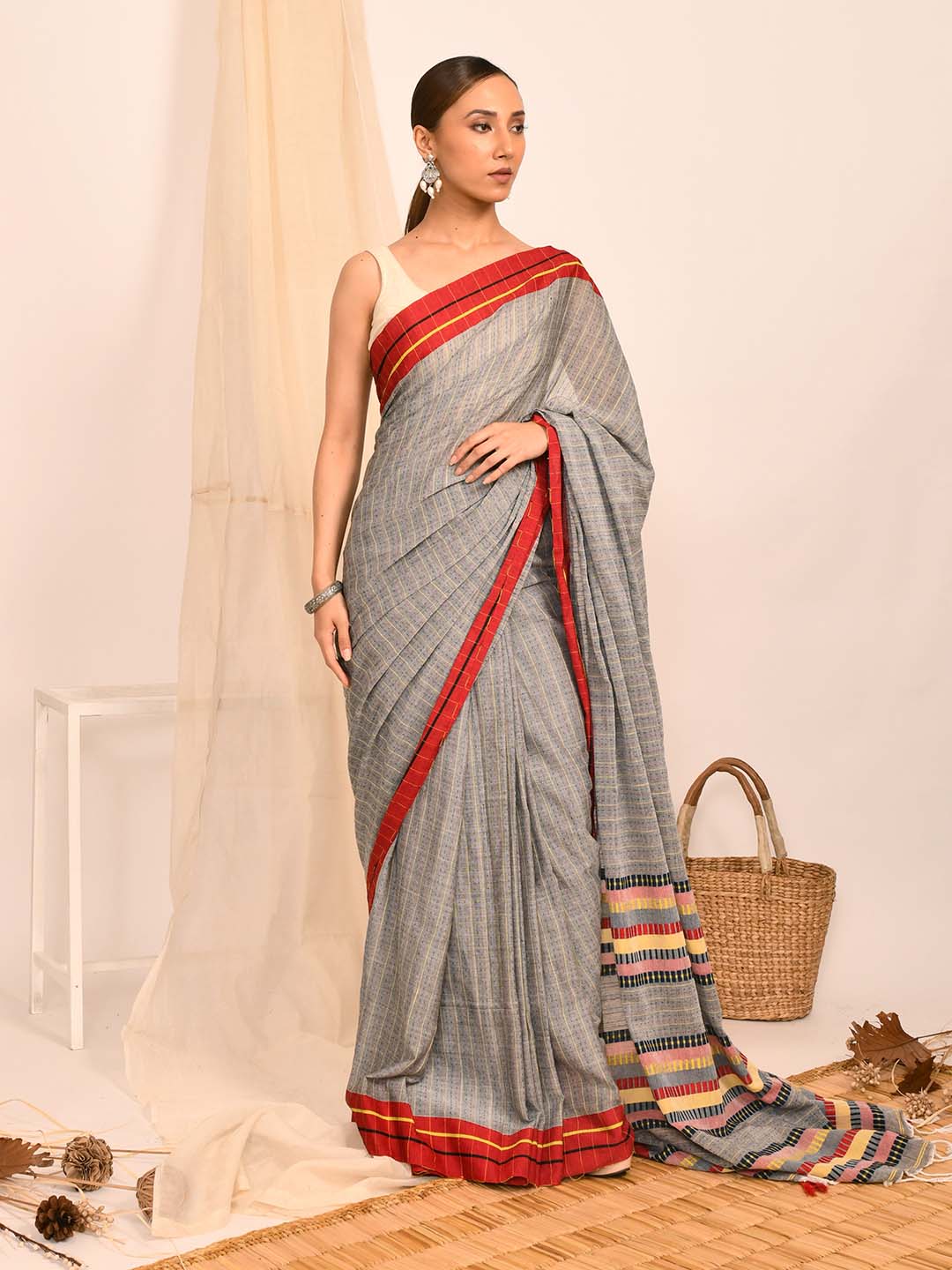 MOONLIT GRACE (SAREE)