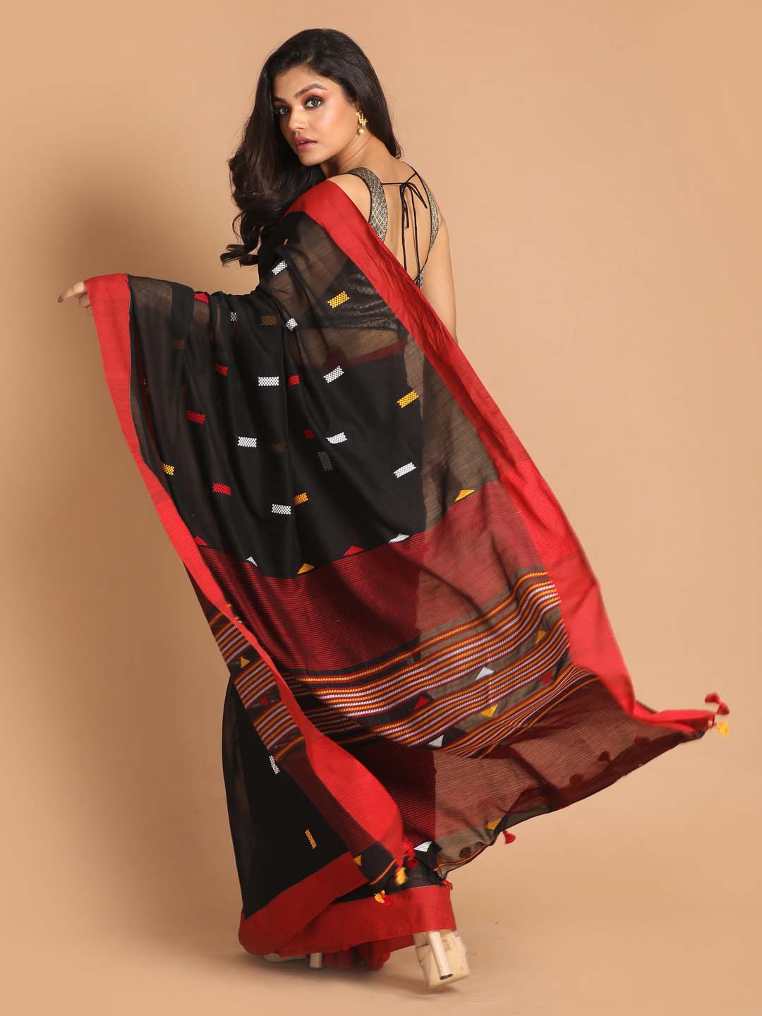 Indethnic Black Bengal Handloom Pure Cotton Saree Work Saree - View 3