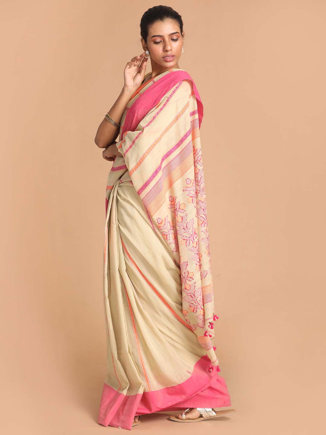 Indethnic Beige Bengal Handloom Pure Cotton Saree Daily Saree - View 2