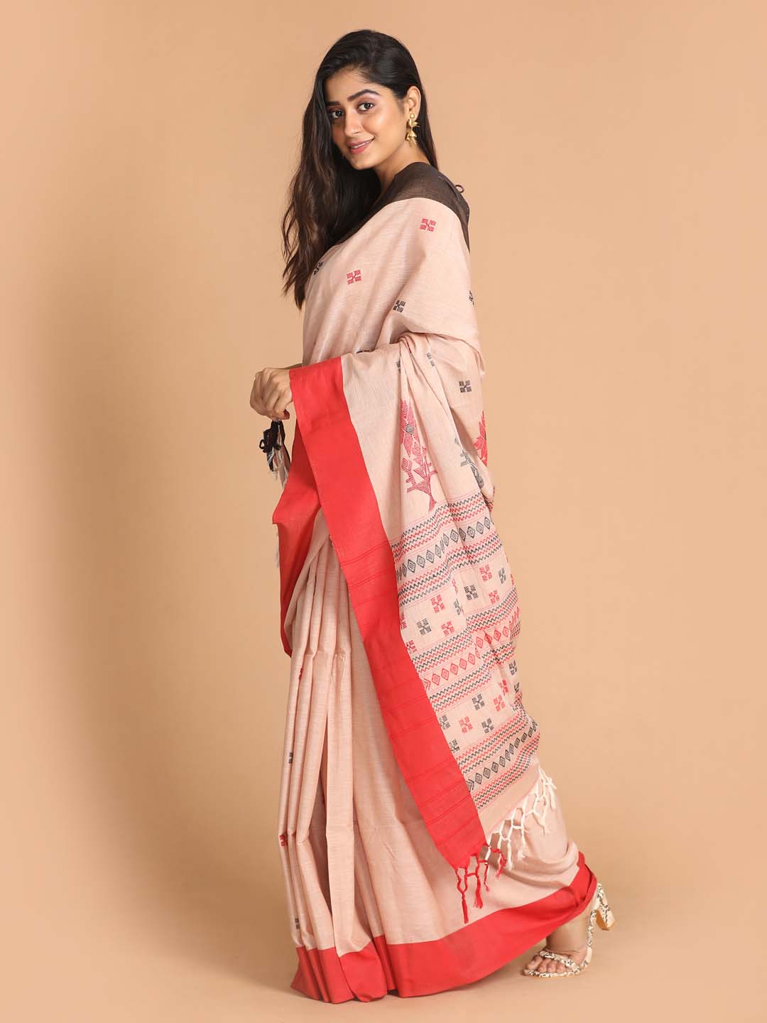 Indethnic Beige Bengal Handloom Pure Cotton Saree Daily Saree - View 2