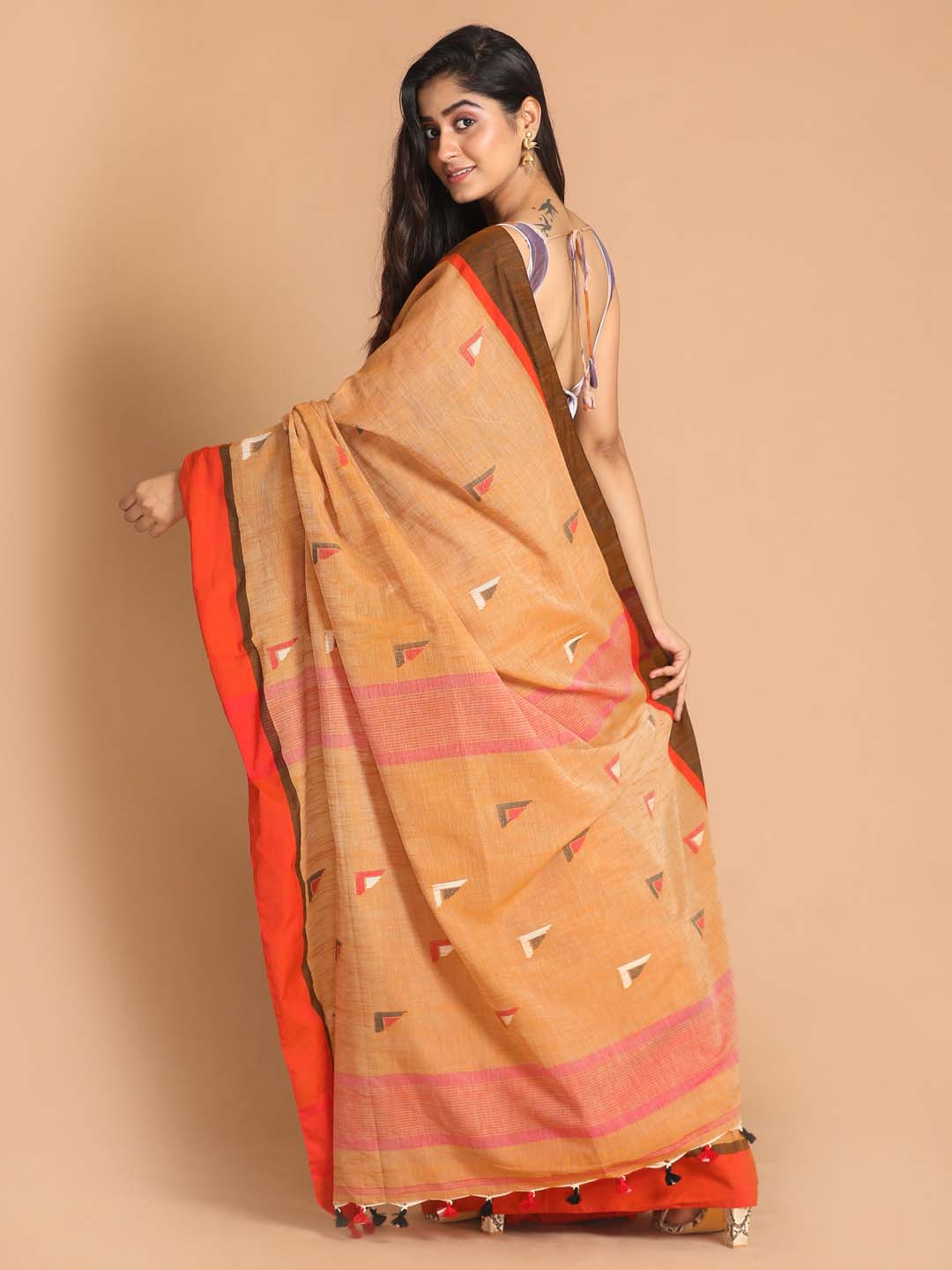 Indethnic Beige Bengal Handloom Pure Cotton Saree Work Saree - View 3