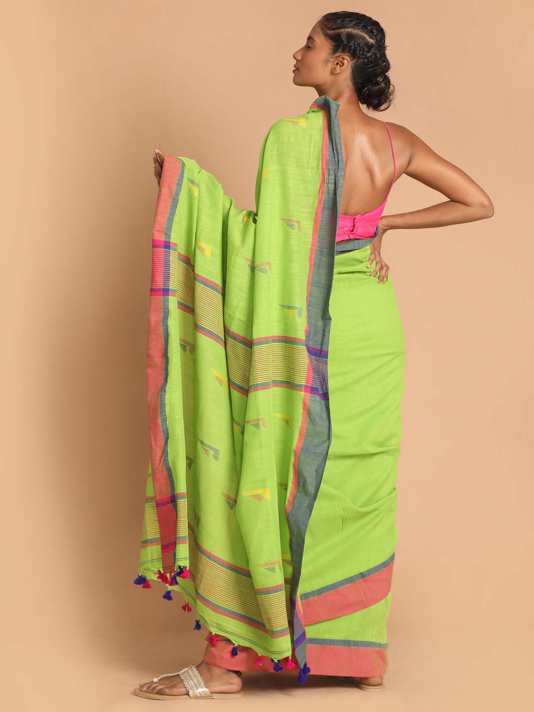 Indethnic Green Bengal Handloom Pure Cotton Saree Work Saree - View 3