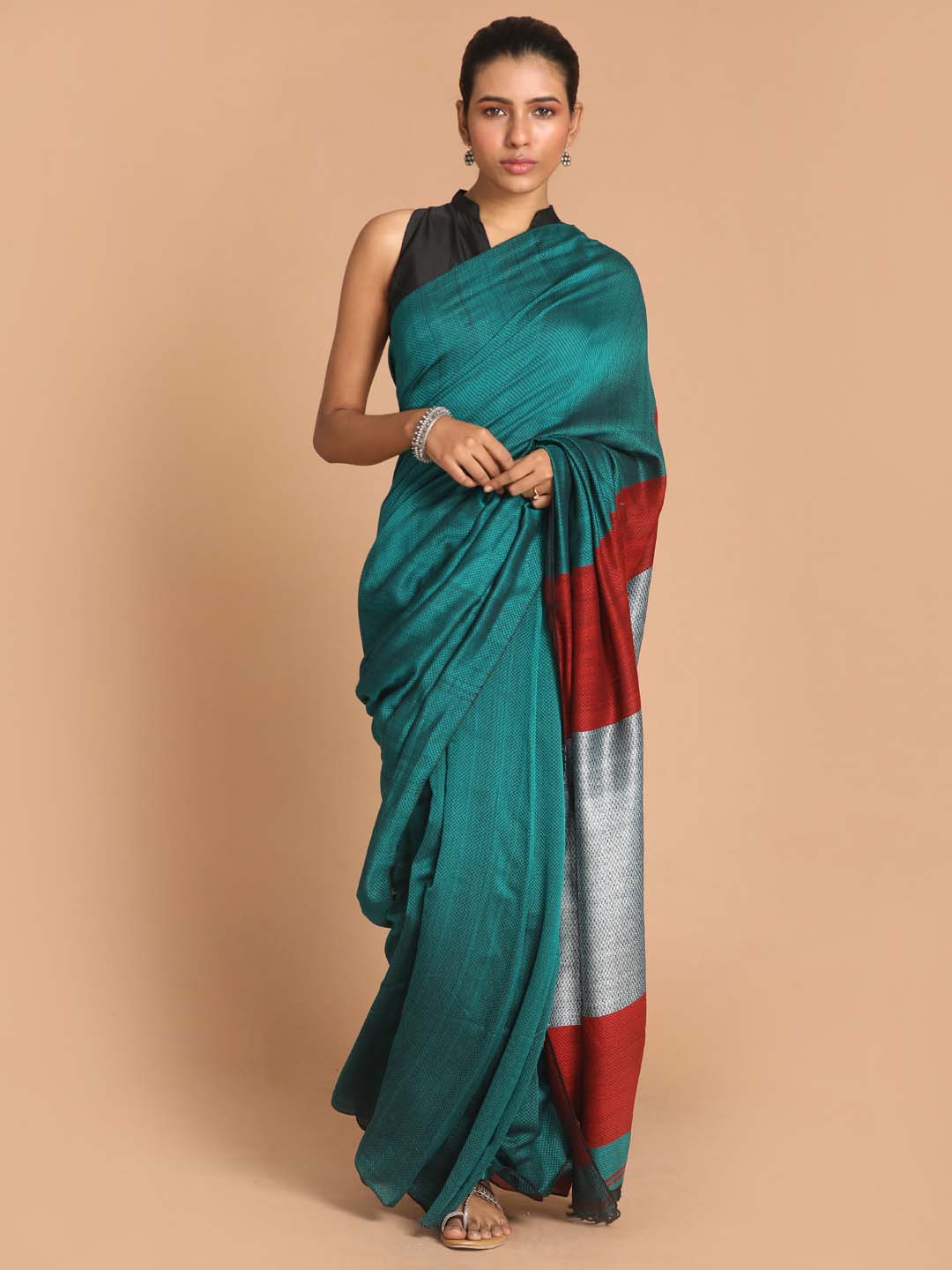 Indethnic Green Bengal Handloom Pure Cotton Saree Party Saree - View 1