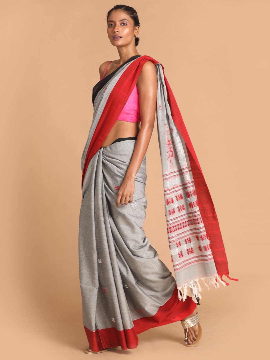 Indethnic Grey Bengal Handloom Pure Cotton Saree Daily Saree - View 2