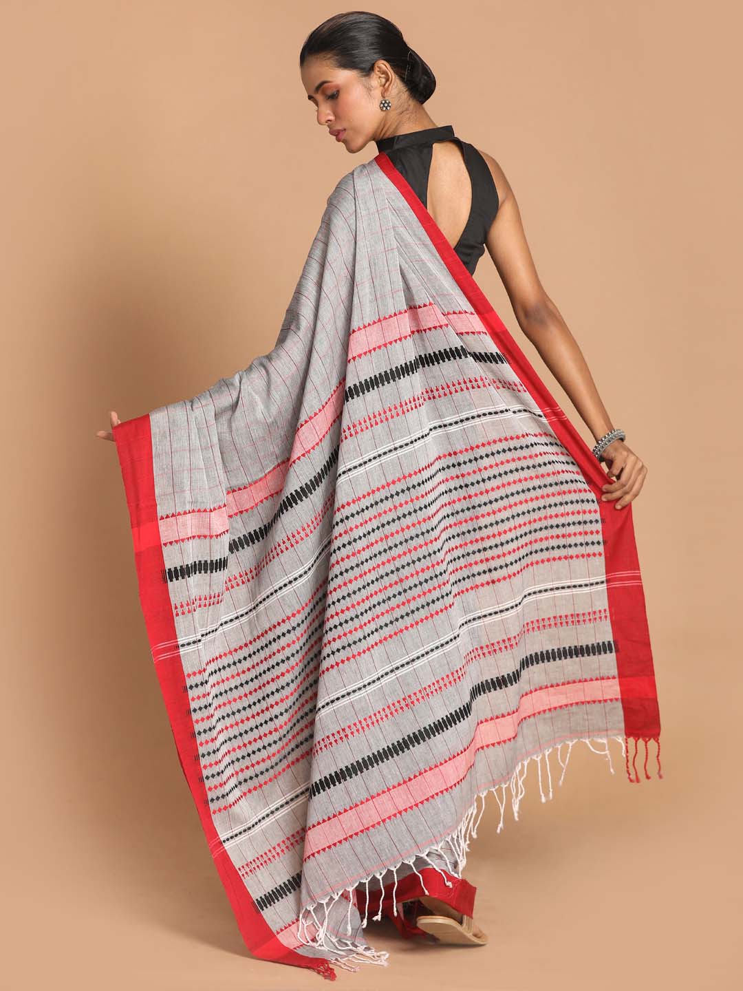 Indethnic Grey Bengal Handloom Pure Cotton Saree Work Saree - View 3